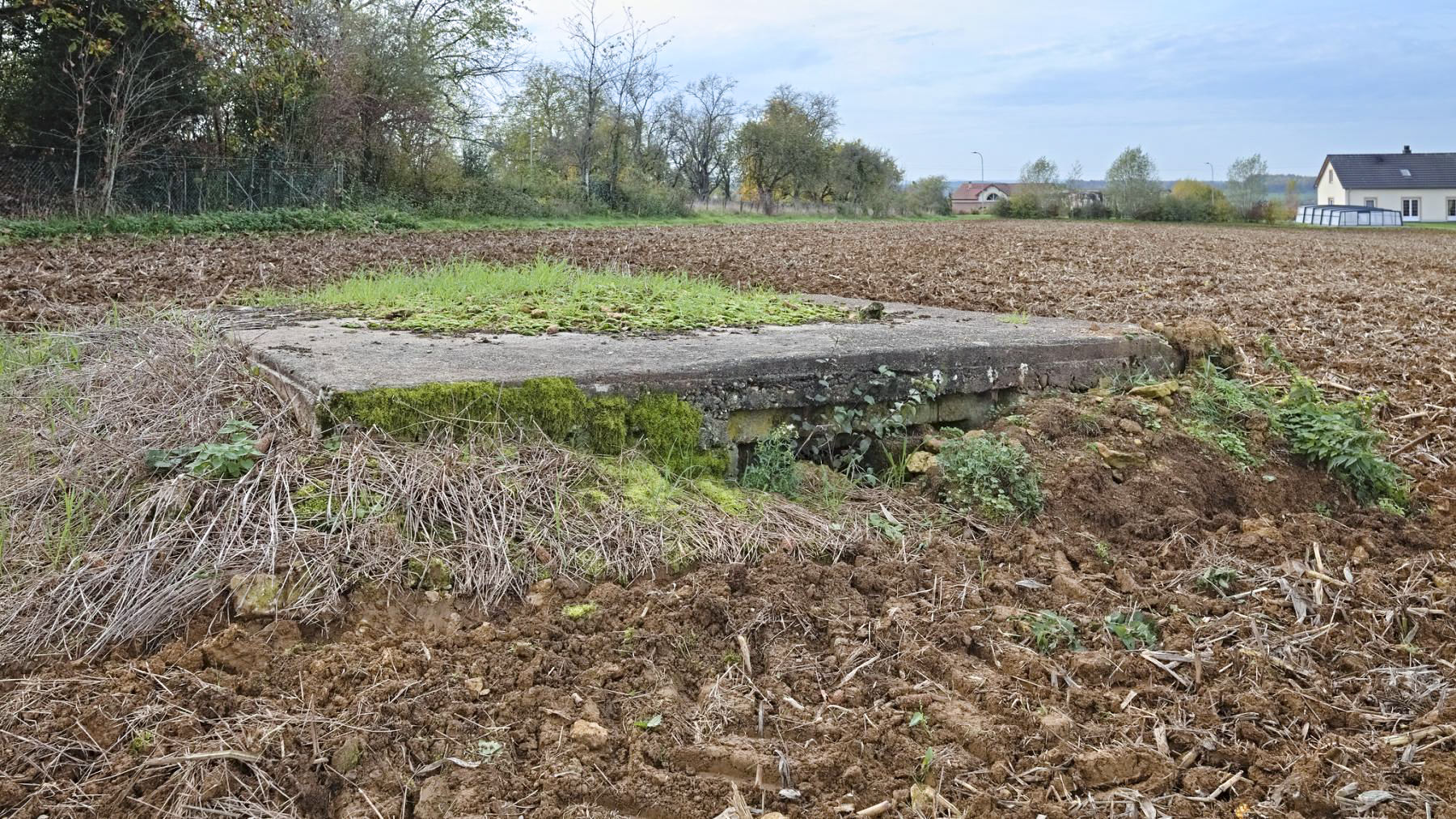 Ligne Maginot - VILLERS LE ROND - (Observatoire d'infanterie) - Le créneau d’observation 