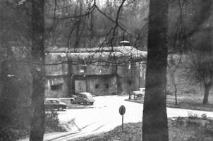 Ligne Maginot - ROCHONVILLERS - A8 - (Ouvrage d'artillerie) - Entrée munitions
L'entrée pendant l'occupation de l'ouvrage par l'OTAN en 1965