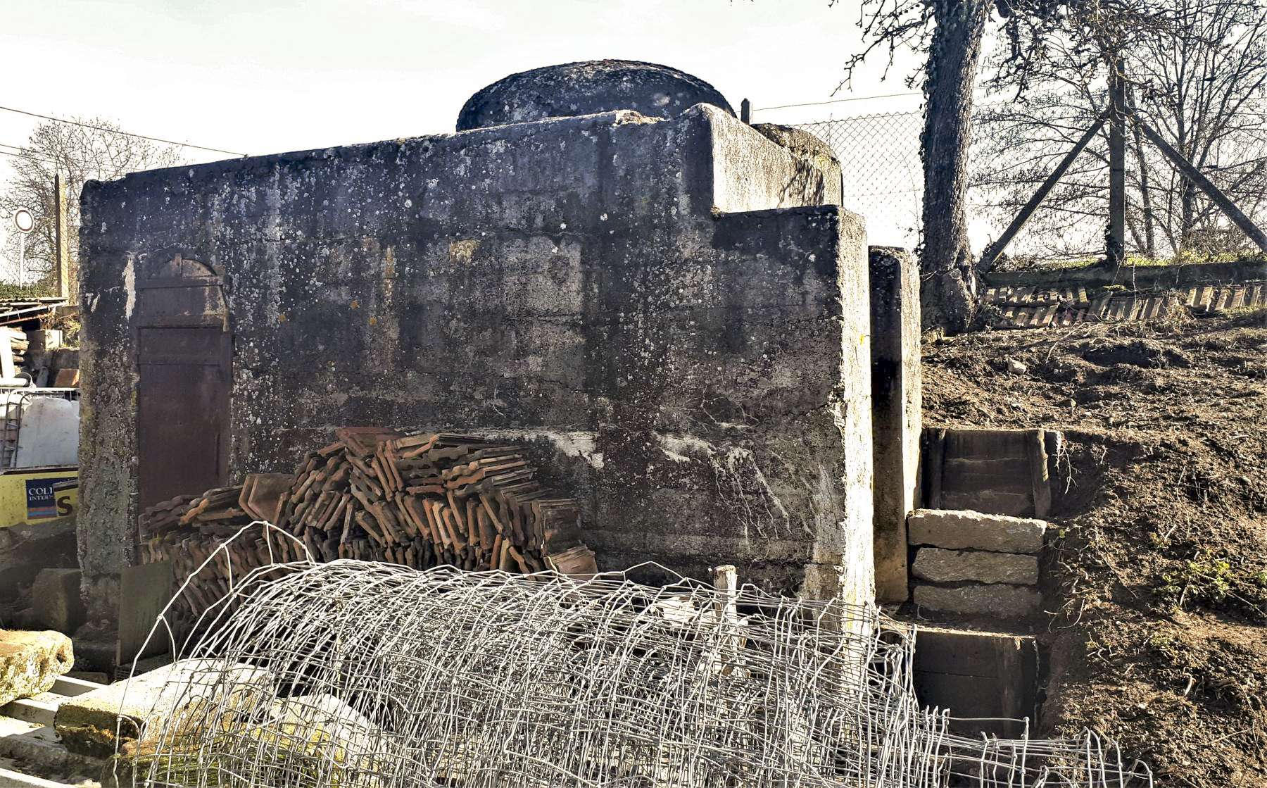 Ligne Maginot - B22 - ECLUSE 66 SUD - (Blockhaus pour arme infanterie) - Les deux entrées à l'arrière du bloc