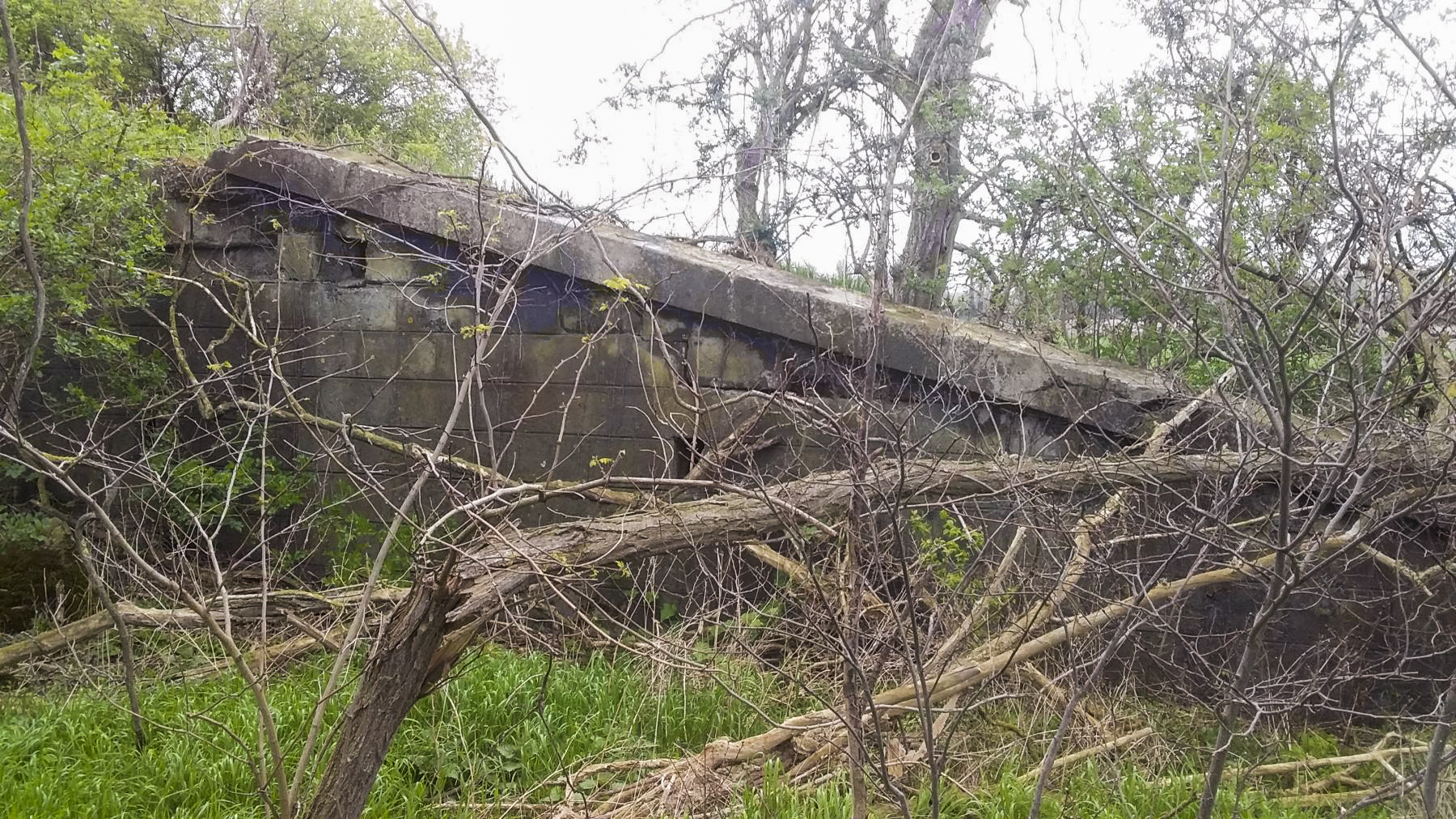 Ligne Maginot - 41/3 - BIESHEIM NORD - (Casemate d'infanterie - Double) - Mur coté droit