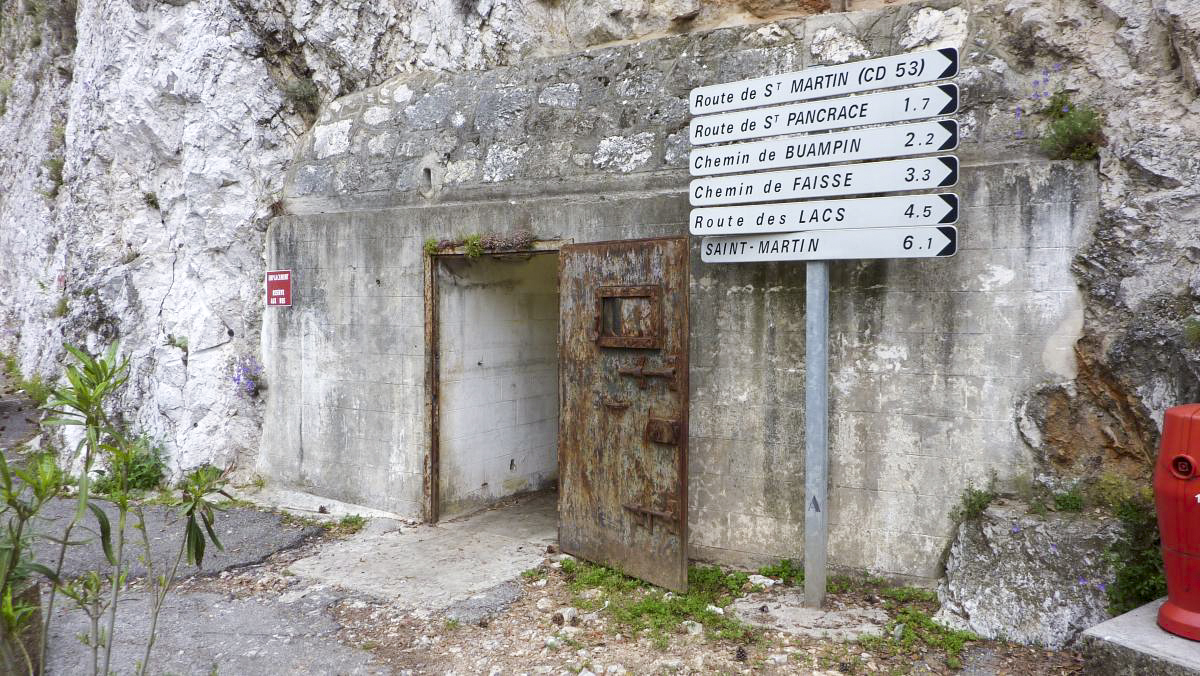 Ligne Maginot - PEILLE (Central téléphonique isolé) - Entrée de gauche