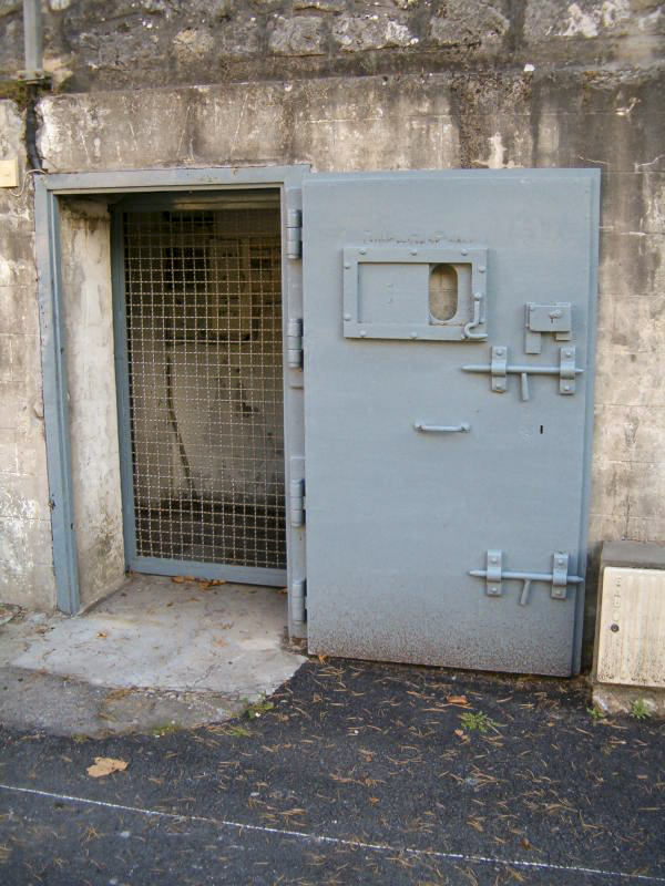 Ligne Maginot - PEILLE (Central téléphonique isolé) - Entrée de droite