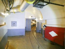 Ligne Maginot - SCHOENENBOURG - (Ouvrage d'artillerie) - Galerie en bas de l’entrée des hommes
Créneau de défense intérieur