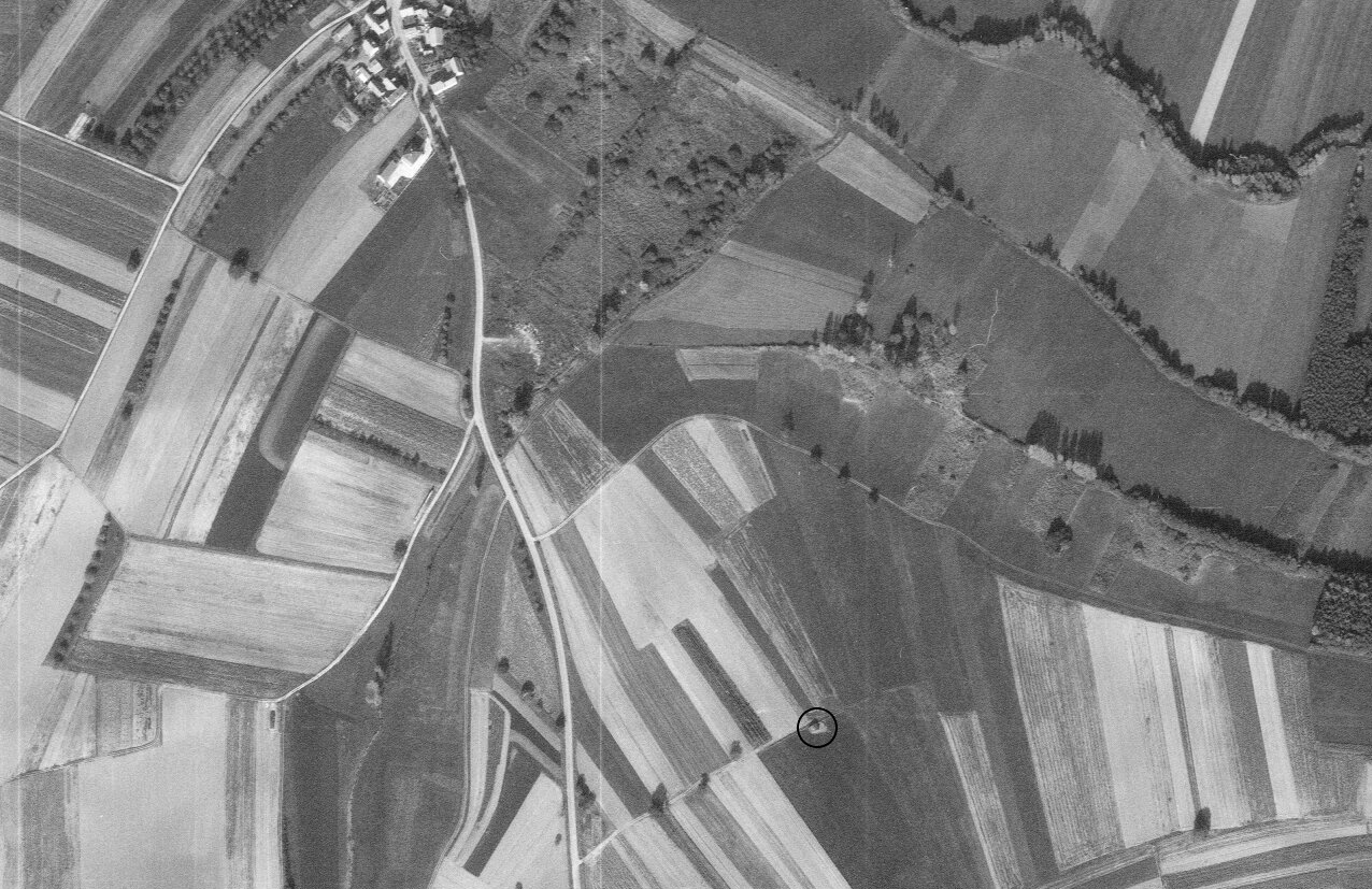 Ligne Maginot - ERLEN - (Cuve pour canon) - La cuve pour canon encore visible en 1976