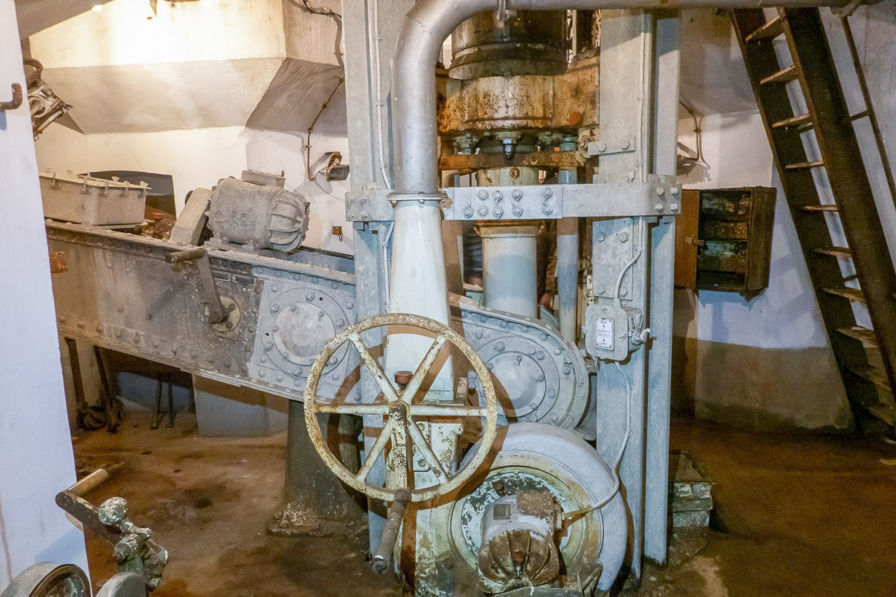 Ligne Maginot - SCHOENENBOURG - (Ouvrage d'artillerie) - Bloc 2
Tourelle mitrailleuse