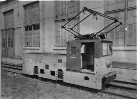 Ligne Maginot - SCHNEIDER-WESTINGHOUSE (SW) - Matériel électrique SW - Schneider-Westinghouse 
Locotracteur électrique type LM 1019 A destiné à l'industrie minière