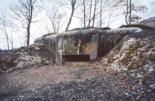 Ligne Maginot - AB7 - (Blockhaus pour canon) - Le créneau pour canon