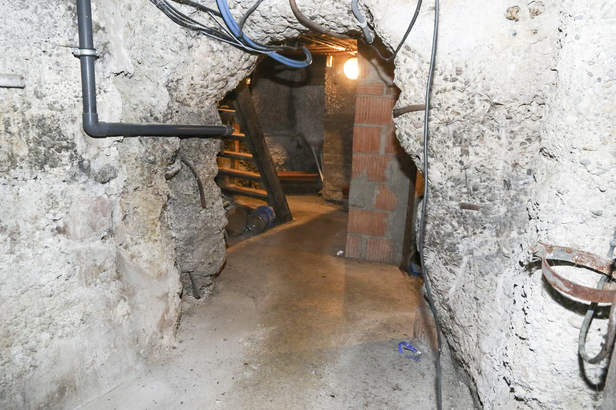 Ligne Maginot - GANZAU CENTRE - (PC) - Le nouveau passage percé dans le béton, les autres accès étant bétonnés