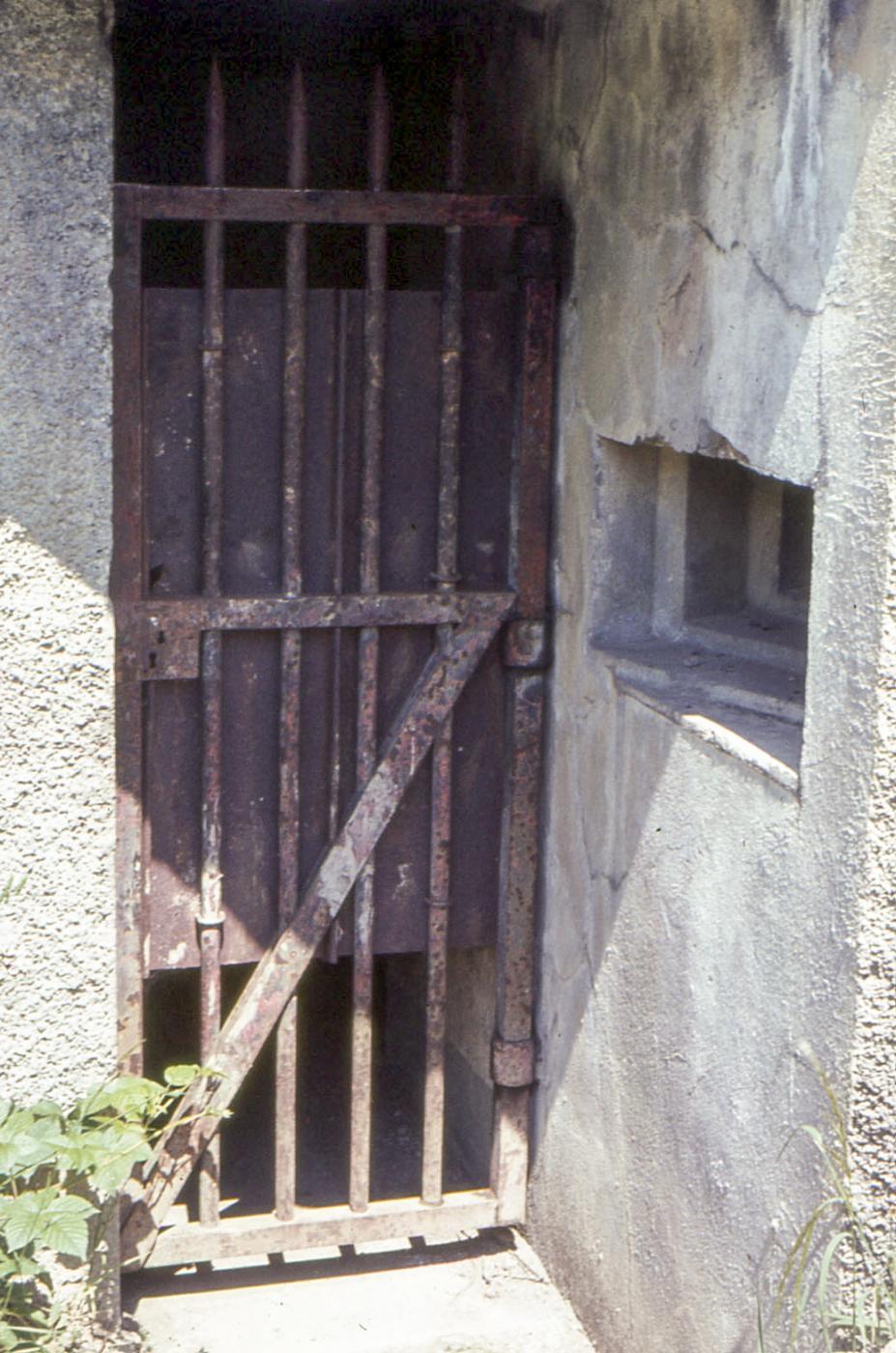 Ligne Maginot - ACA1 - TETING - (Casemate d'artillerie) - L'entrée du personnel