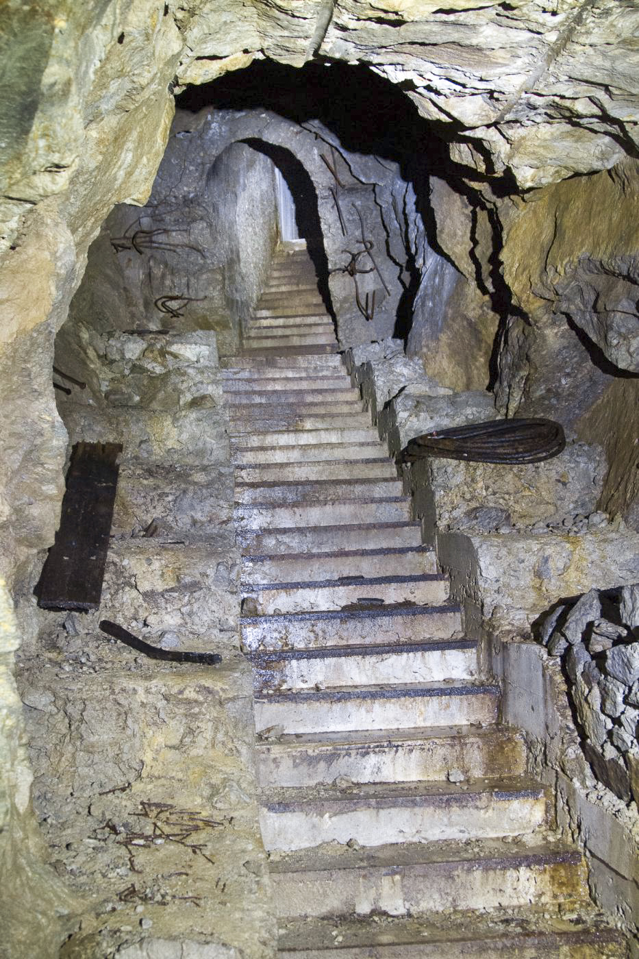 Ligne Maginot - AMODON - (Abri) - Escalier vers l'entrée Nord