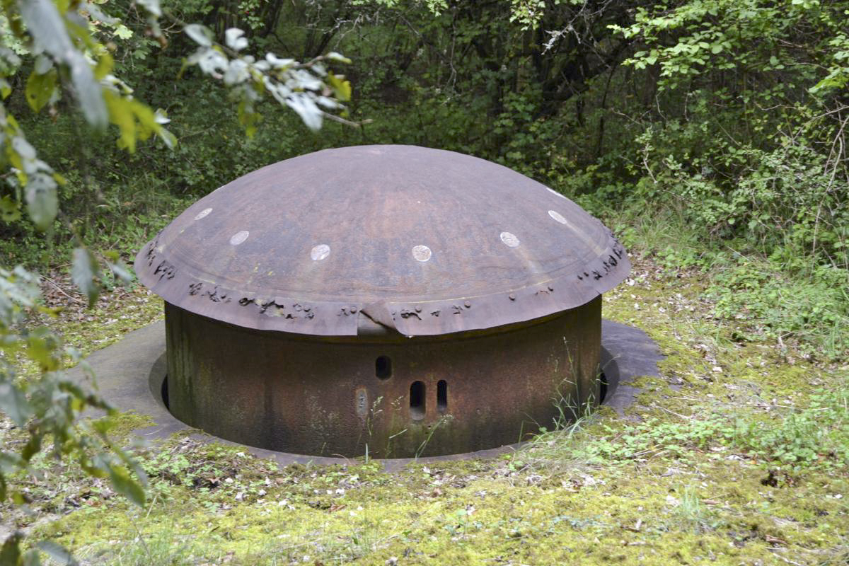 Ligne Maginot - KOBENBUSCH  - A13 - (Ouvrage d'artillerie) - Bloc 1
Ouverture inutile obturée.