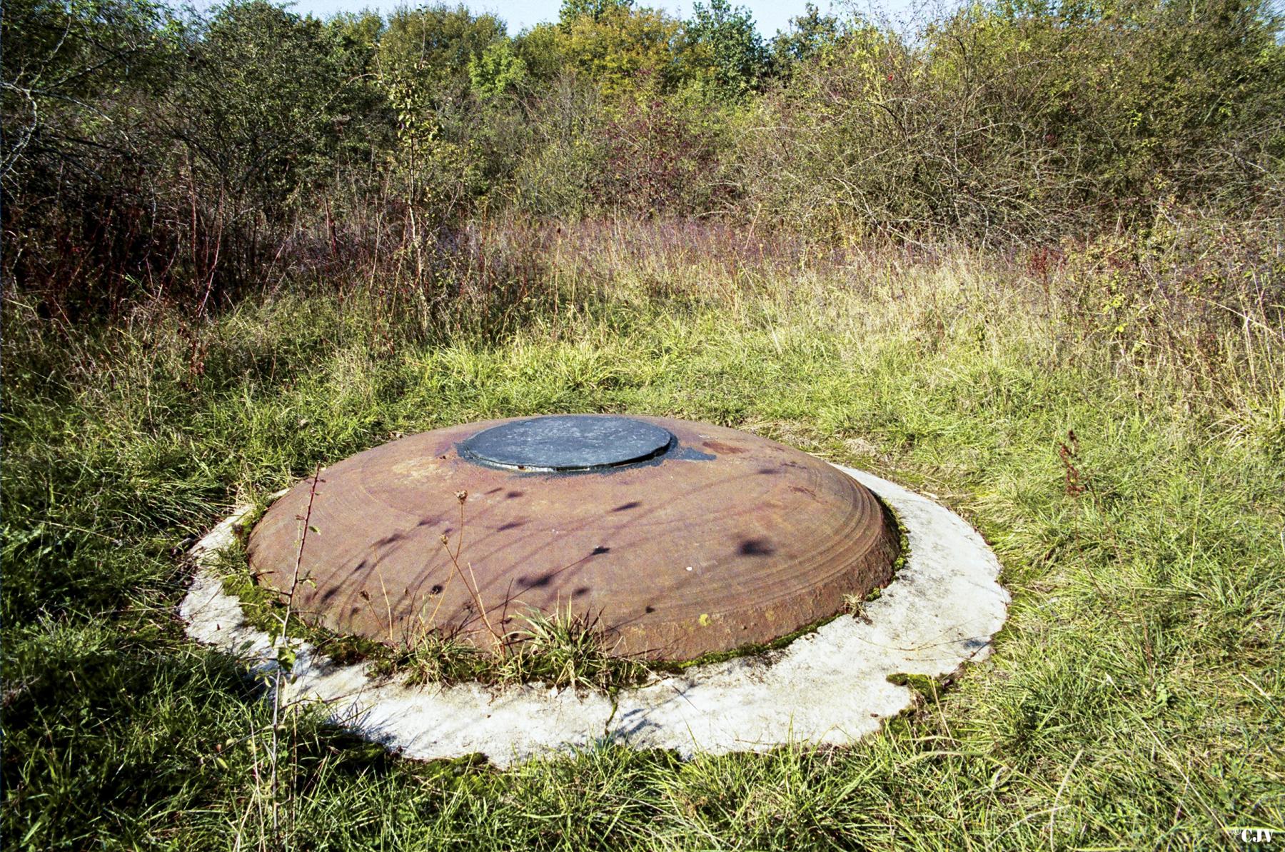 Ligne Maginot - KOBENBUSCH  - A13 - (Ouvrage d'artillerie) - Bloc 7
Casemate d'artillerie
Cloche lance-grenades