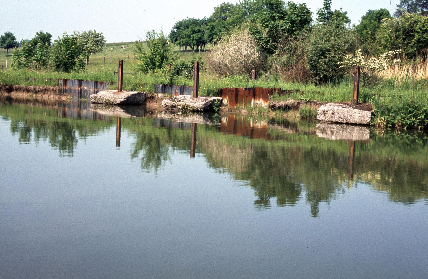 Ligne Maginot - SARRALBE CANAL - (Barrage de Route) - Les points d'ancrage du câble