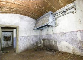 Ligne Maginot - MONT DES WELCHES - X25 - (Abri) - La cuisine
Ne reste que la hotte aspirante