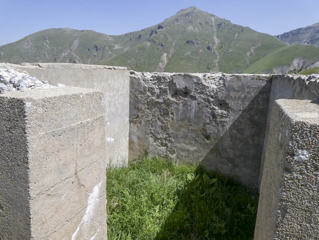 Ligne Maginot - COL DE RAUS - C1 - (Cuve pour arme d'infanterie) - 