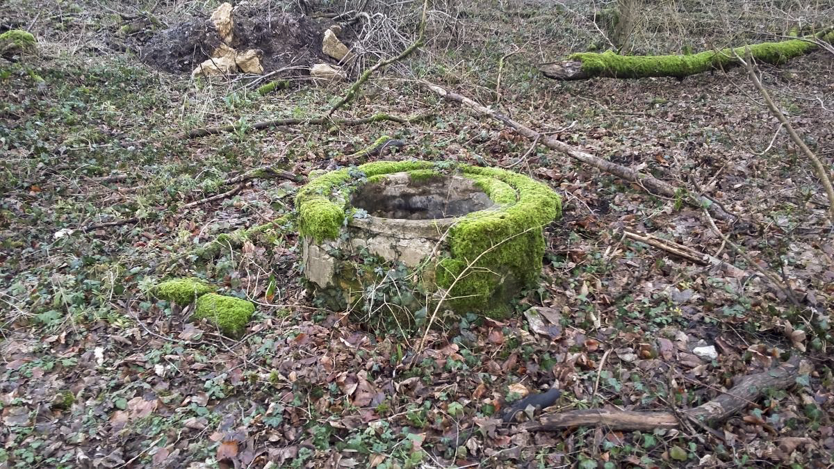 Ligne Maginot - BOURENE - (Casernement) - Puits ou rajout ultérieur