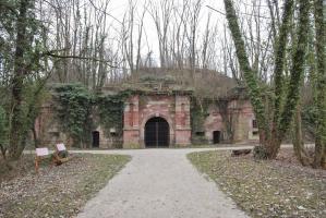 Ligne Maginot - FORT UHRICH (237°RI) - (PC) - La façade de l'entrée principale