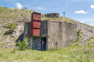 Ligne Maginot - NORD OUEST DE FONTVIVE (NOF) - (Abri) - Le bloc 2
La cheminée permettant l'accès en cas de fort enneigement