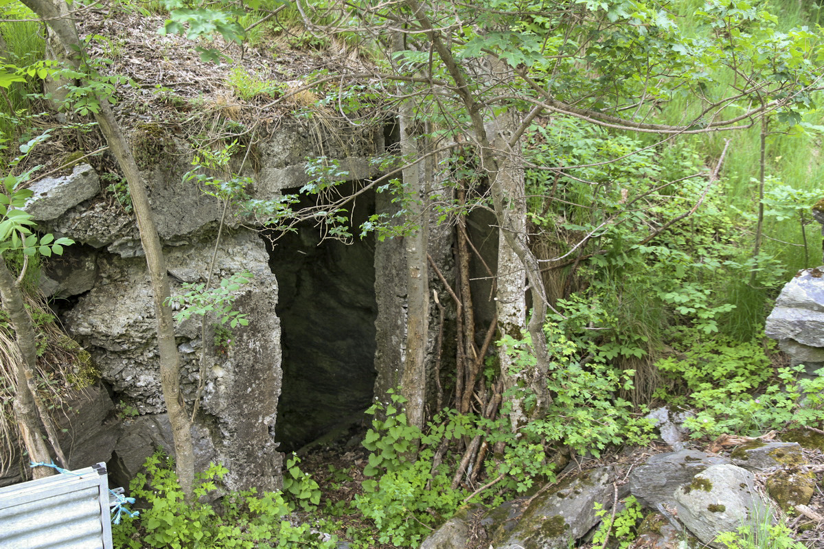 Ligne Maginot - PLANAY - (Blockhaus pour arme infanterie) - L'entrée sud