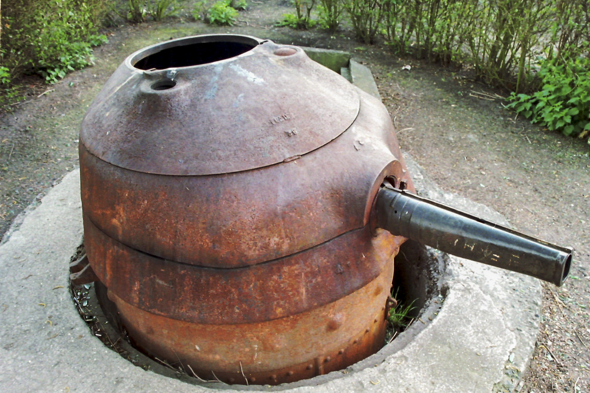 Ligne Maginot - T3 (TD N° 507) - (Cuve pour arme d'infanterie) - La tourelle dans son encuvement