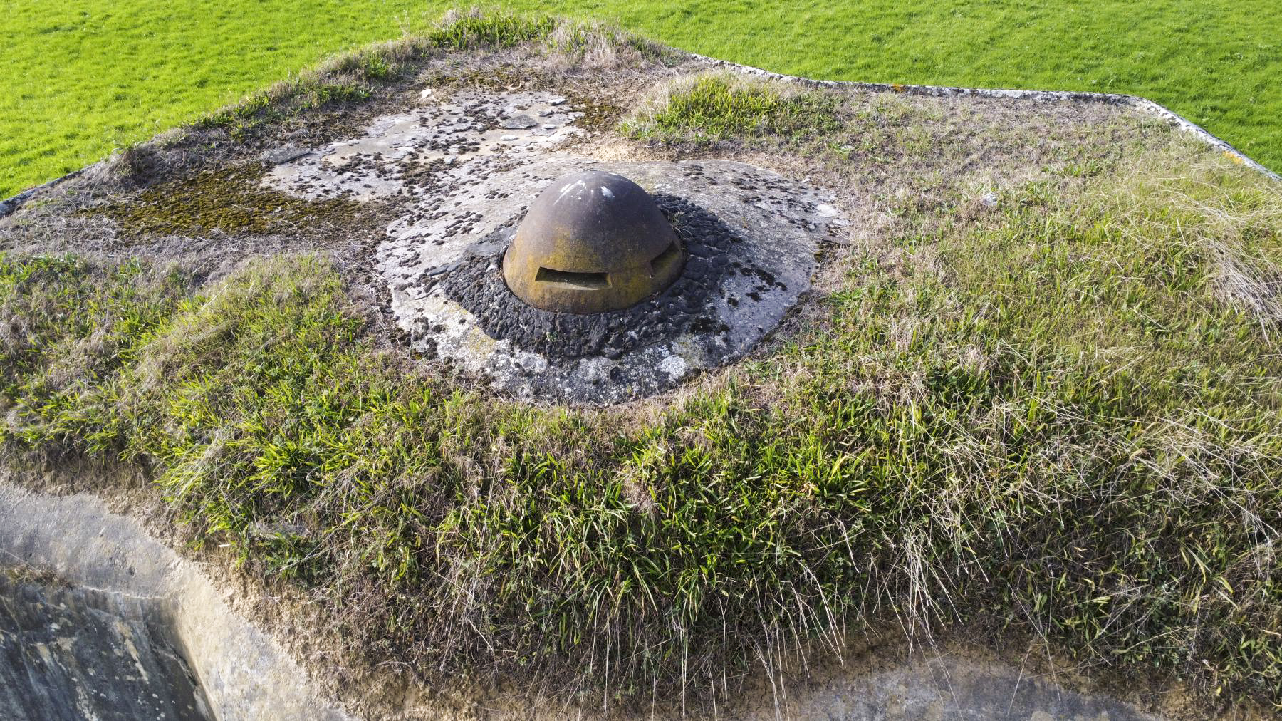 Ligne Maginot - B513 - WARGNIES LE GRAND - (Blockhaus pour canon) - 