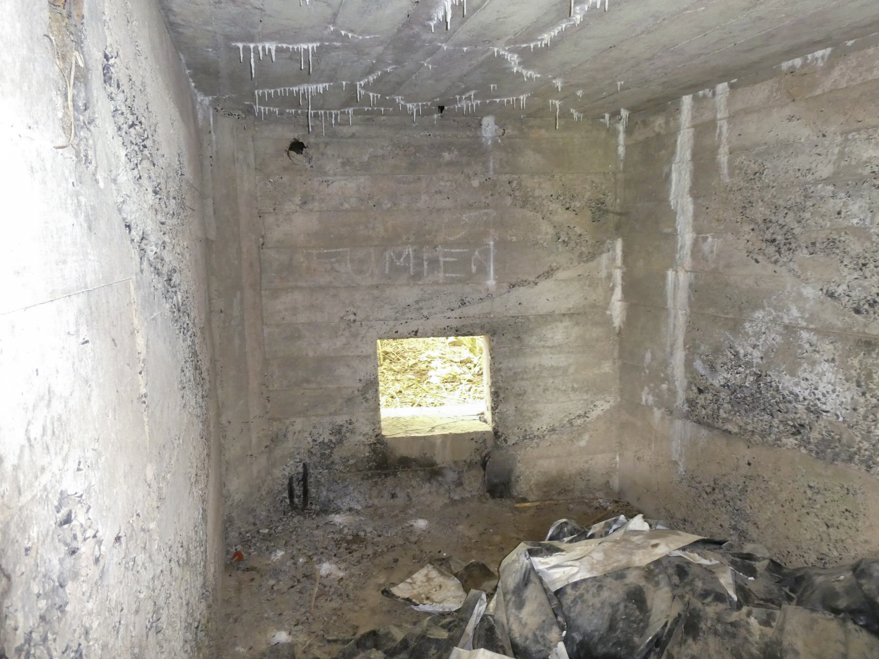 Ligne Maginot - A58 - JENLAIN OUEST - (Blockhaus pour canon) - Intérieur du blockhaus.