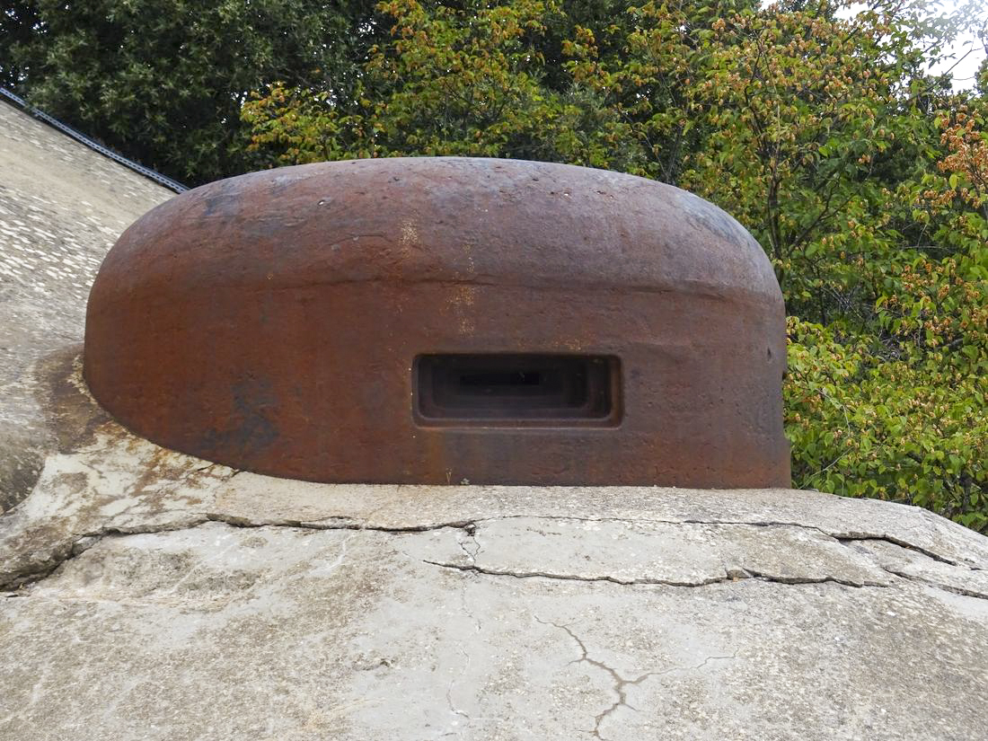 Ligne Maginot - MONT AGEL EST - BLOC 8 - (Observatoire d'artillerie) - La cloche VDP.