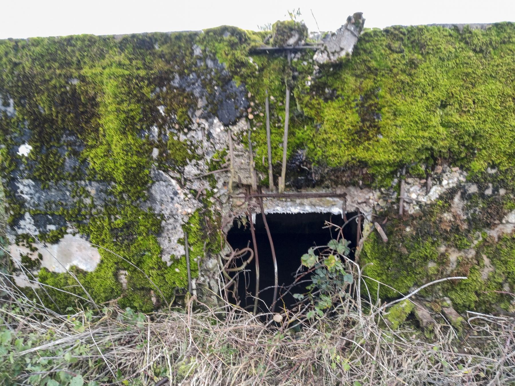 Ligne Maginot - IMMEREN 4 - (Blockhaus pour arme infanterie) - Le créneau