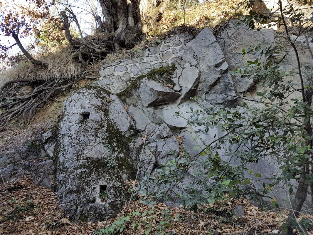 Ligne Maginot - AGAISEN - (Casernement) - Arrière du bâtiment