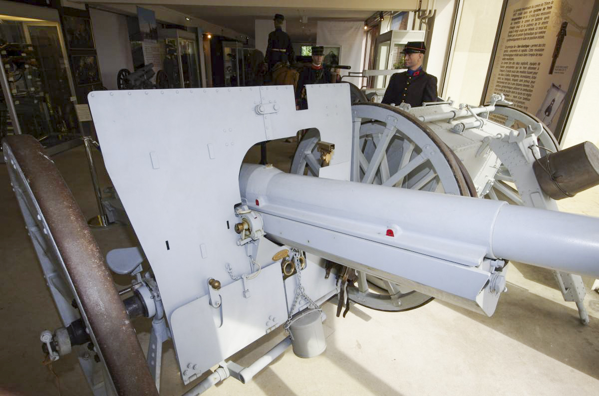 Ligne Maginot - Matériel de 75 mle 1897 - Musée de l'Artillerie (Draguignan)