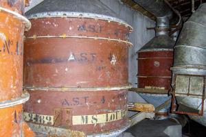 Ligne Maginot - HETTANGE GRANDE - X8 (QUARTIER ROUSSY - III/168°RIF) - (Abri) - Filtres de la salle de neutralisation