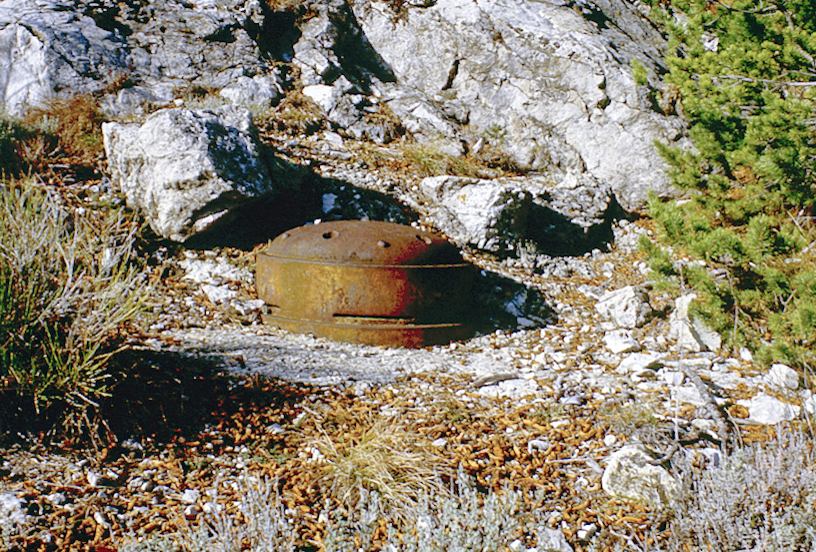 Ligne Maginot - BAISSE DE SCUVION - (Ouvrage d'infanterie) - Bloc 2, avec sa cloche en place