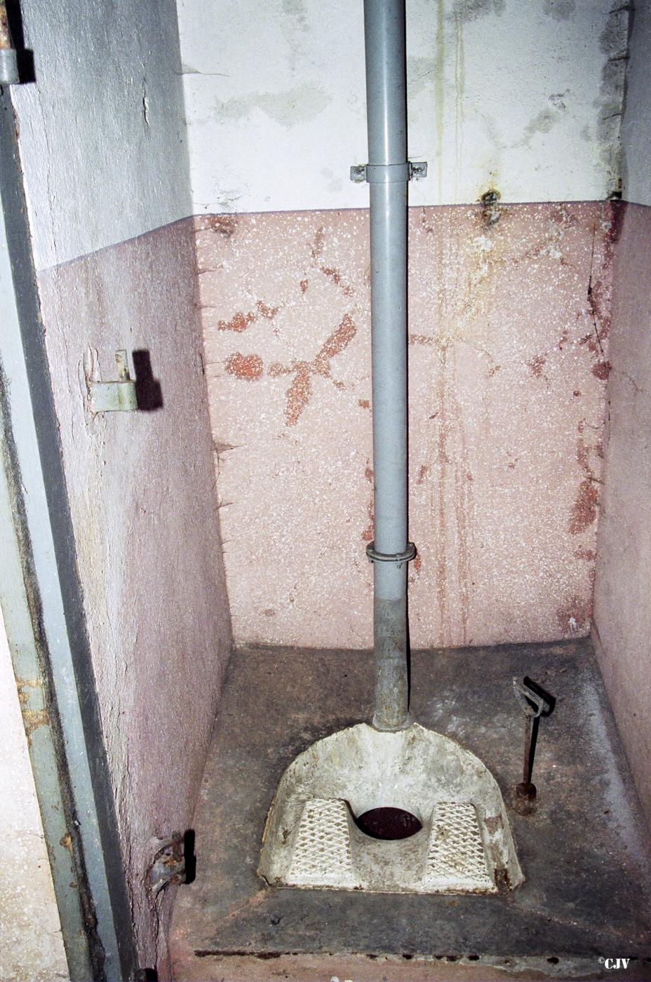 Ligne Maginot - GOMELANGE - X32 - (Abri) - Toilette