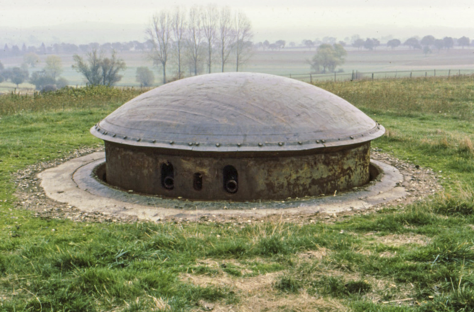 Ligne Maginot - SCHOENENBOURG - (Ouvrage d'artillerie) - Bloc 3
Une tourelle de 75