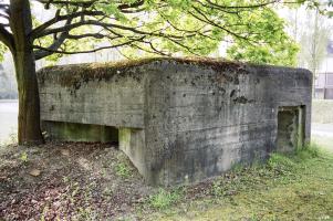 Ligne Maginot - 385A - PORT DU RHIN CENTRE 1 - (Blockhaus pour arme infanterie) - Créneau nord-est et entrée