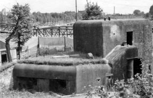 Ligne Maginot - 440 - PETIT RHIN - (Blockhaus pour canon) - 