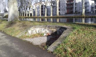 Ligne Maginot - LA COLONNE - (Cuve pour arme d'infanterie) -            