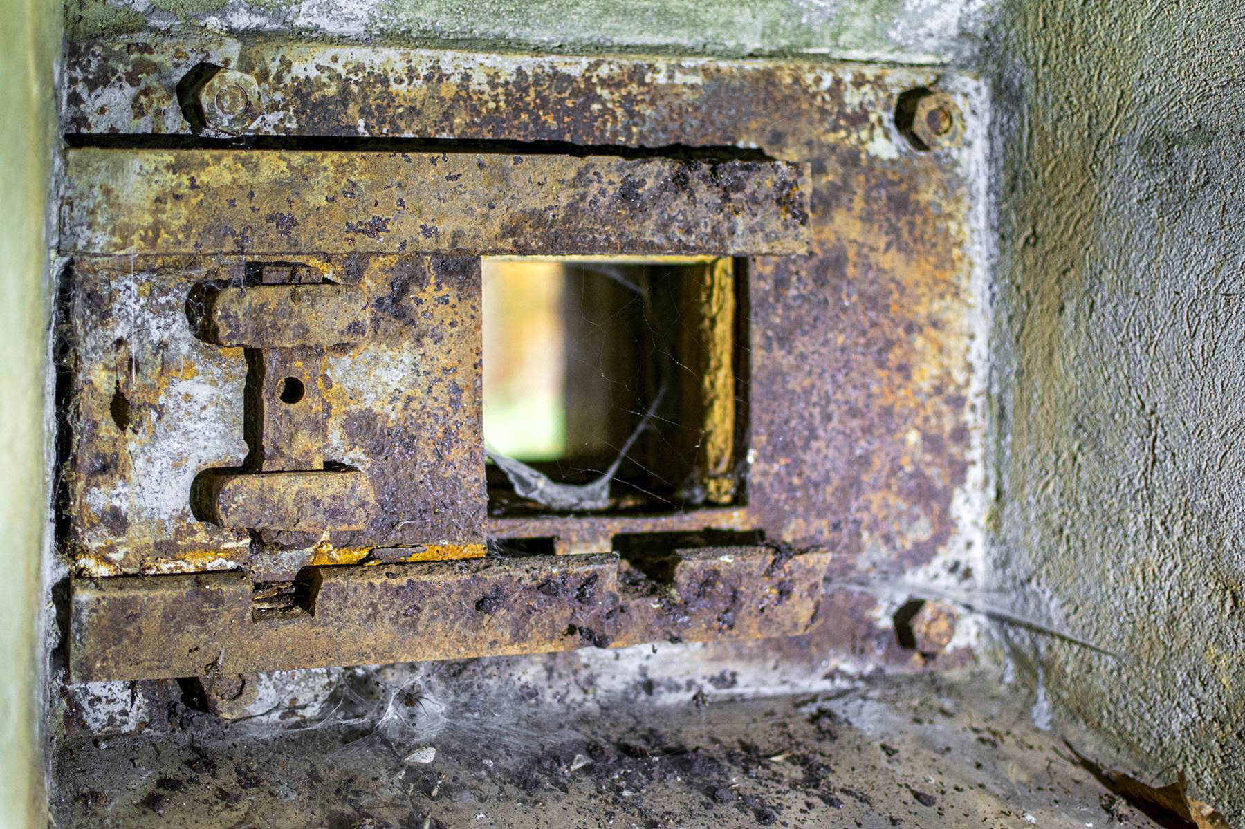 Ligne Maginot - 110 - BETTLACH - (Casemate d'artillerie) - Créneau
