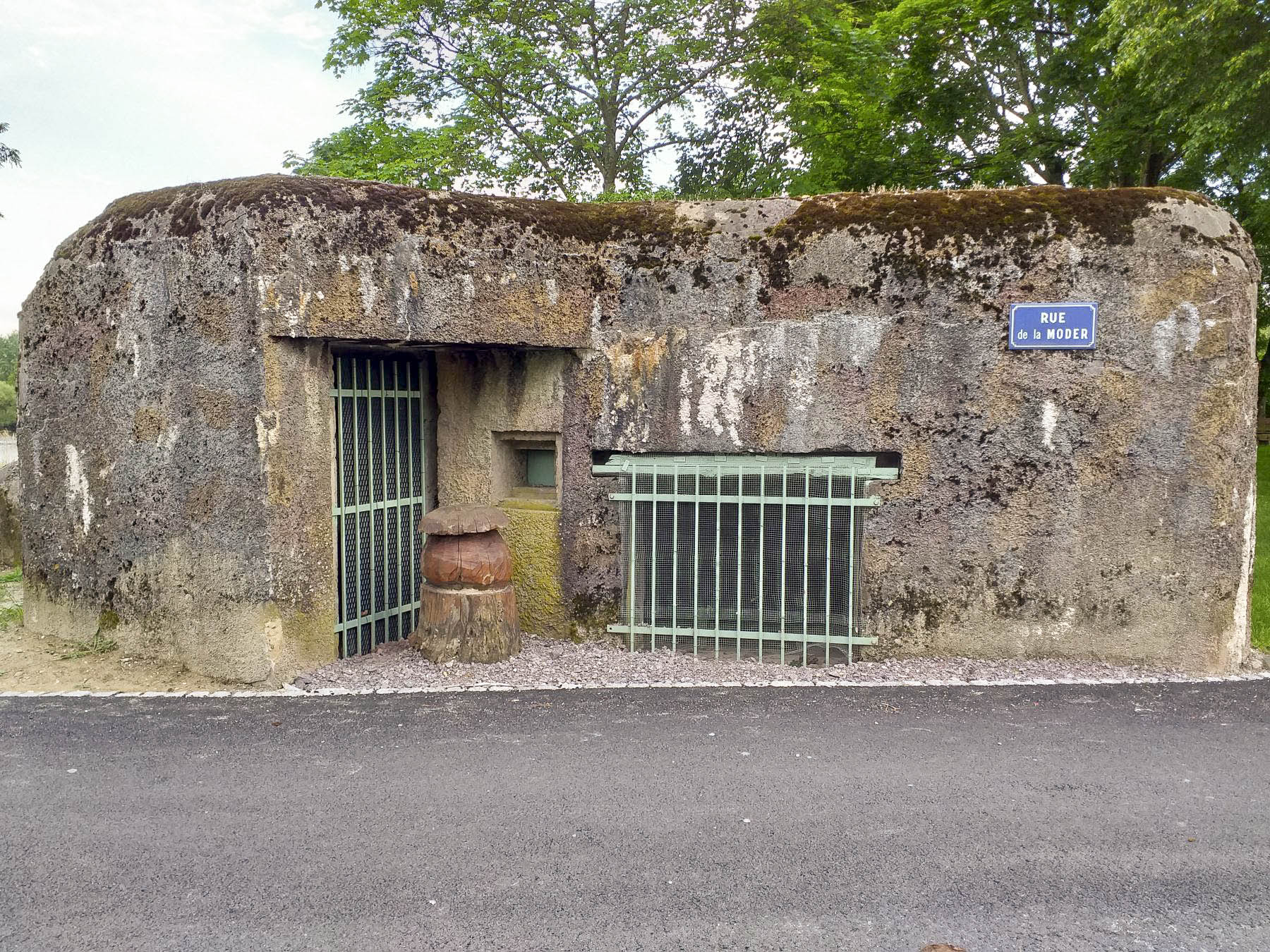 Ligne Maginot - AUENHEIM PONT - (Blockhaus pour canon) - Les entrées hommes et matériels