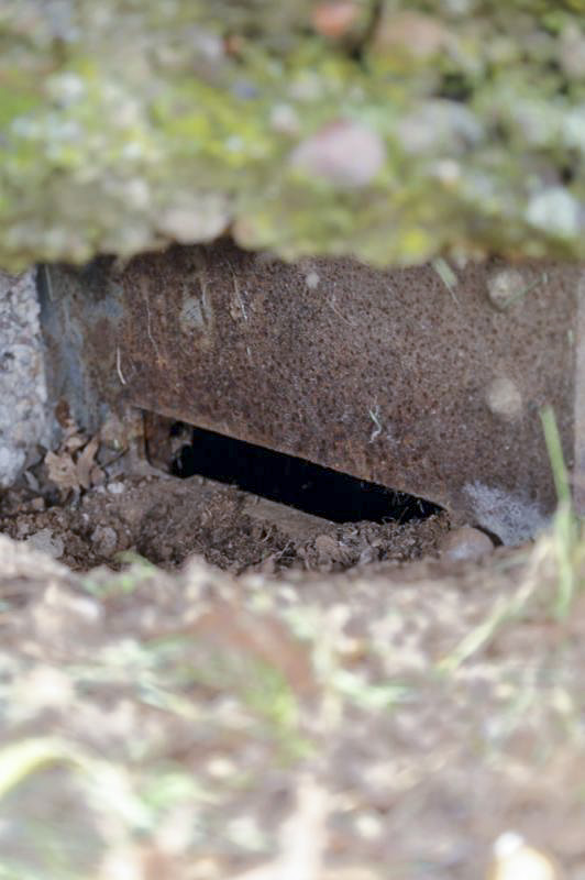 Ligne Maginot - AERODROME D'ENTZHEIM - (Observatoire d'infanterie) - Vue détaillée de l'embrasure droite de la guérite