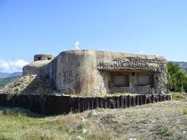 Ligne Maginot - SAINT FLORENT - (Casemate d'infanterie - Double) - Vue dans l'axe de la premiére chambre de tir