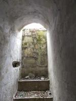 Ligne Maginot - ECLUSE D'HIRTZFELDEN CENTRE - (Blockhaus pour arme infanterie) - Couloir vers la cuve, l'accès est en partie muré.