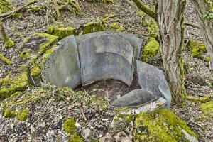 Ligne Maginot - ECLUSE 46 OUEST - (Blockhaus pour arme infanterie) - Intérieur nettoyé 
Vue depuis le chemin de halage