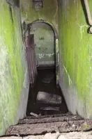 Ligne Maginot - CESARHOF 1 - (Blockhaus pour arme infanterie) - Escalier d'accès et sa porte blindée