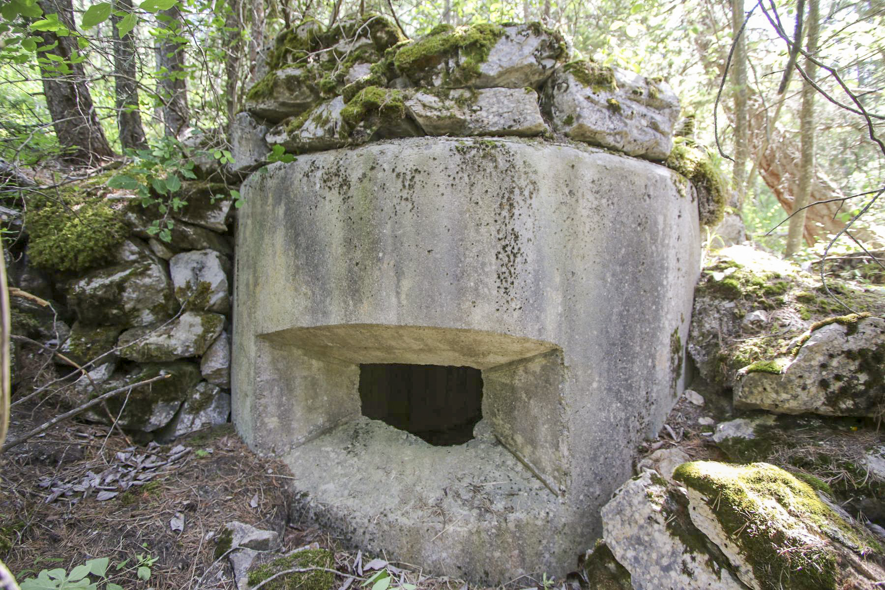 Ligne Maginot - LA LAME 1 - (Blockhaus pour arme infanterie) - L'unique créneau