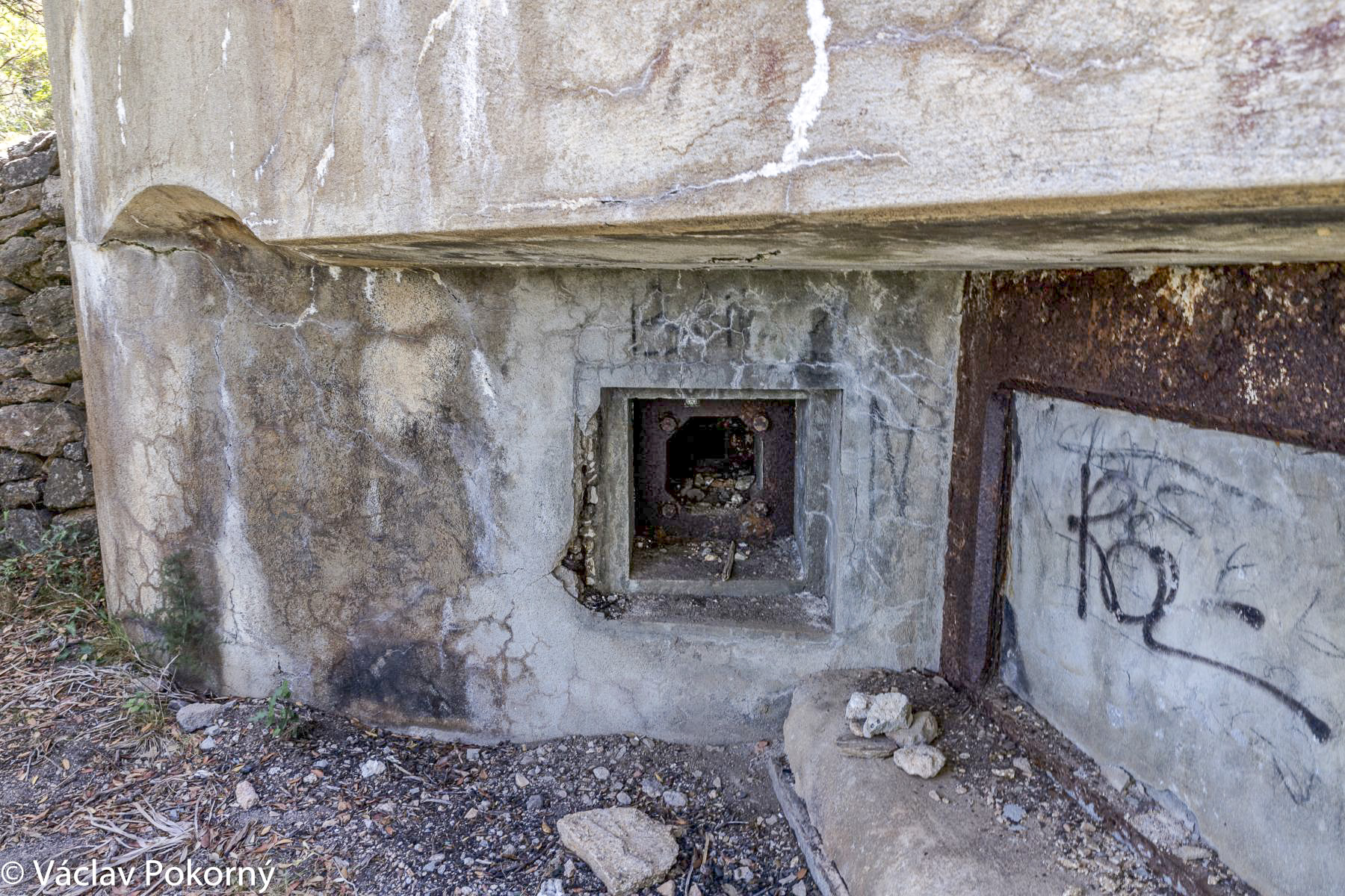 Ligne Maginot - SANT' AMANZA - (Casemate d'artillerie) - 