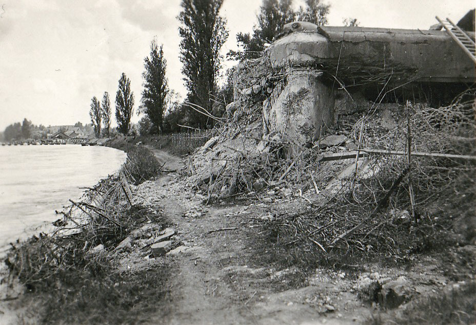 Ligne Maginot - 49/1 - LIMBOURG NORD - (Casemate d'infanterie - double) - Photo prise en 1940