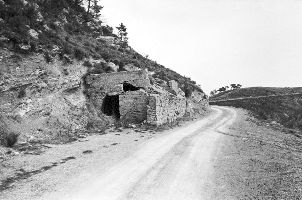 Ligne Maginot - BRAUS 3 - (Abri) - Un abri en tôle métro et rocaillage