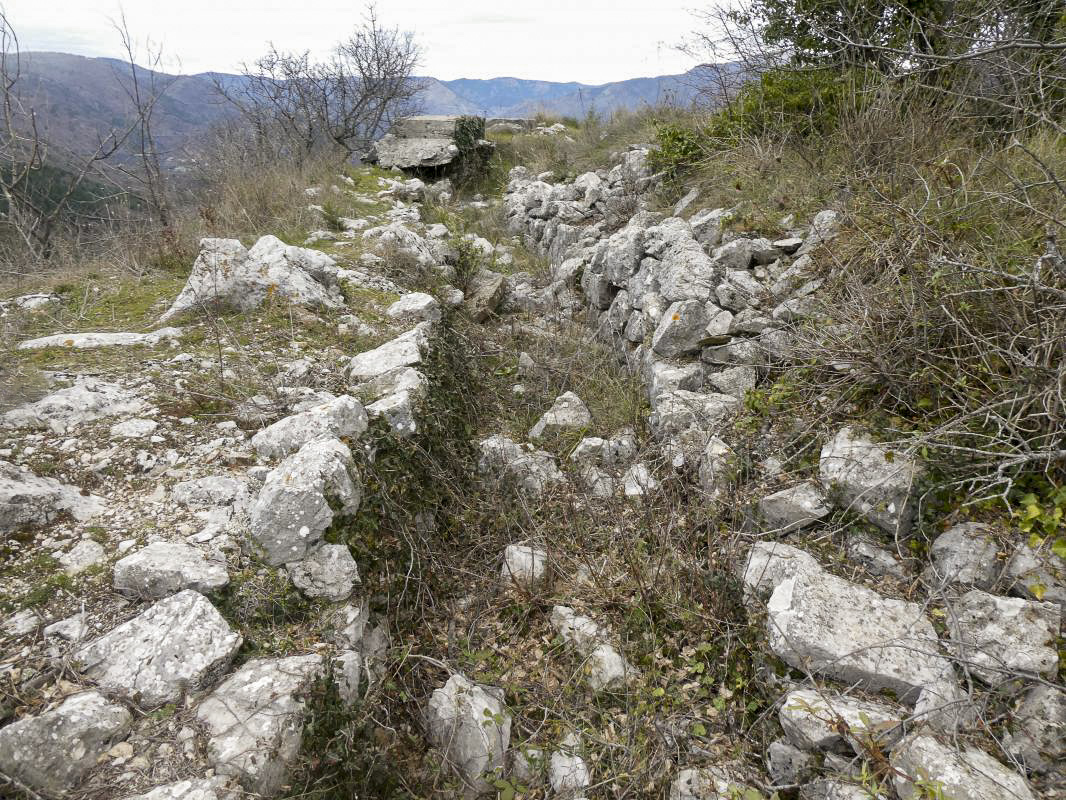 Ligne Maginot - CASTILLON NORD - (Cuve pour arme d'infanterie) - Tranchée d'accès