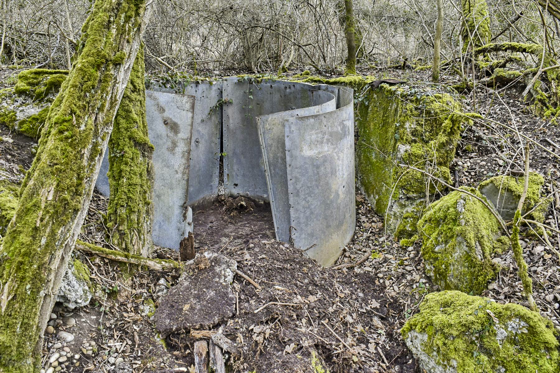 Ligne Maginot - ECLUSE 46 OUEST - (Blockhaus pour arme infanterie) - L'intérieur nettoyé
